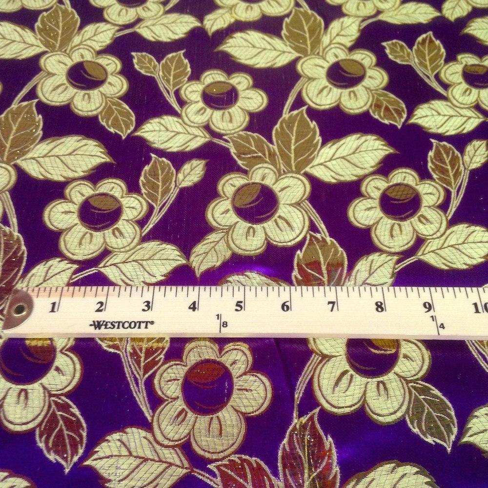Daisy Metallic Brocade - Image 18